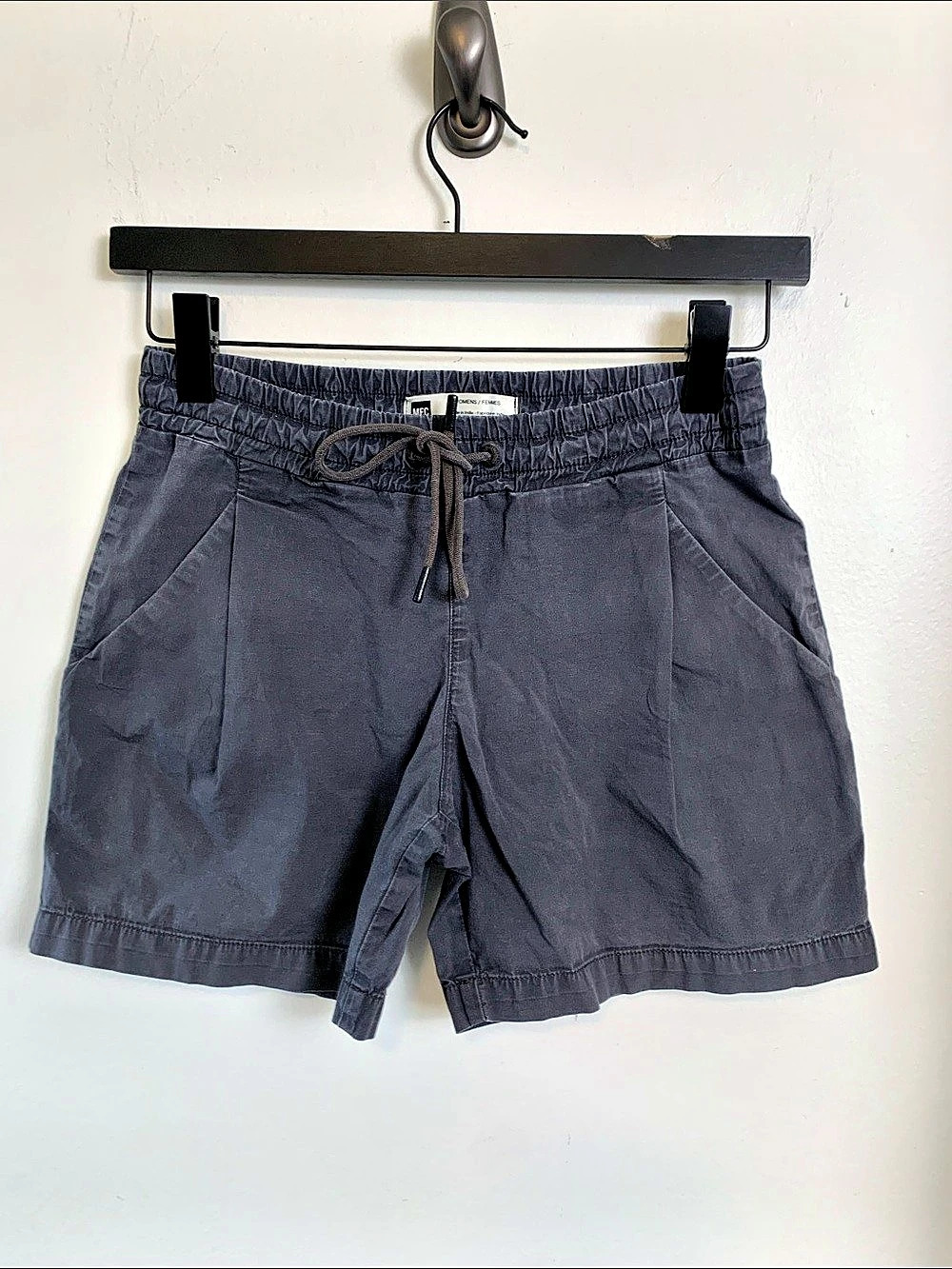MEC Women's Gray Bermudas Size 4 Organic Cotton